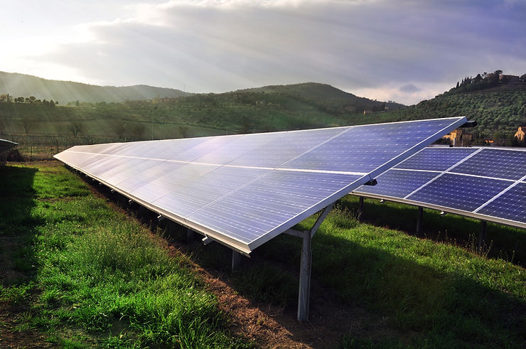 Instalación de paneles solares en tu casa, empresa o terreno